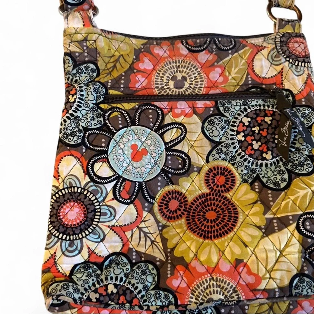Vintage Vera Bradley Disney Perfect Petals Crossbody Mickey Mouse, Pre-loved - Picture 3 of 16